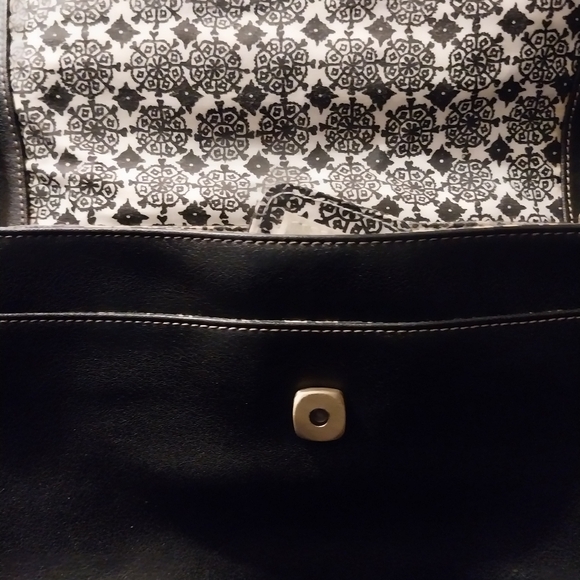 Handbag - Picture 8 of 10